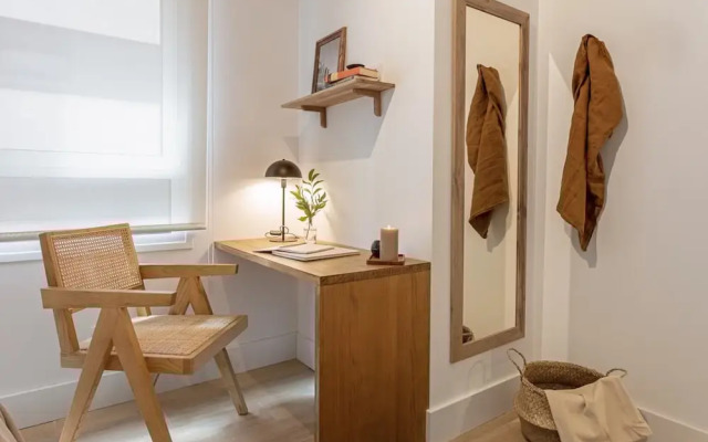 Ghassira - 2 Bedrooms and Terrace in Rios Rosas