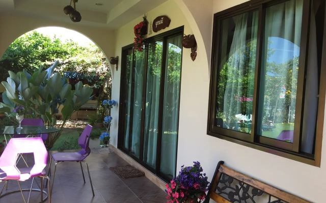 Charming Home Resort