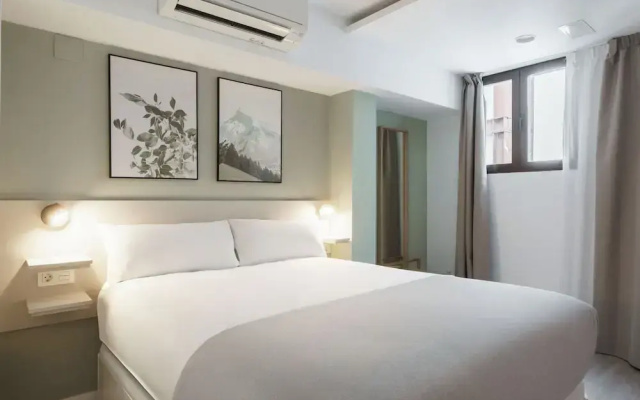 Limehome Granada Calle Lopez Rubio