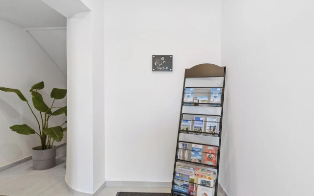 Maria Blick Lake View Apartments