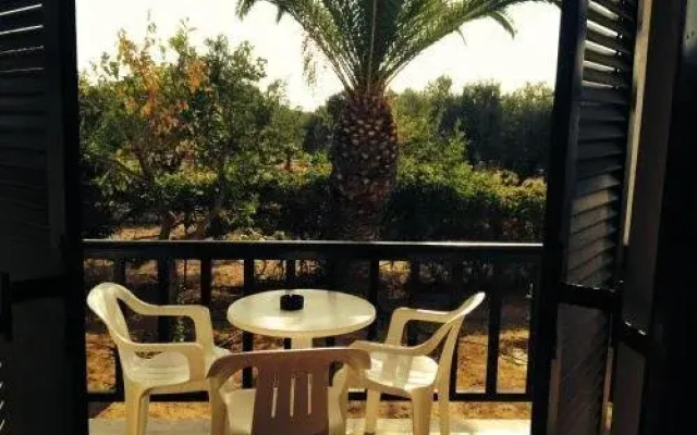 Villaggio Studios & Apartments