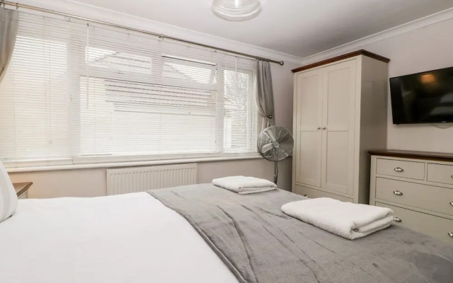 Tree of Life House, Number 27 Bere Lane