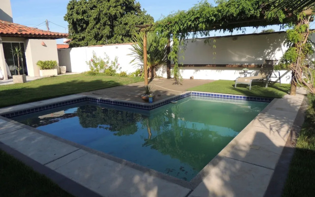 Ótima Casa com Vista para a Praia de Manguinhos
