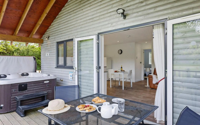 The Clover Lodge, Red Lake Farm Nr Glastonbury