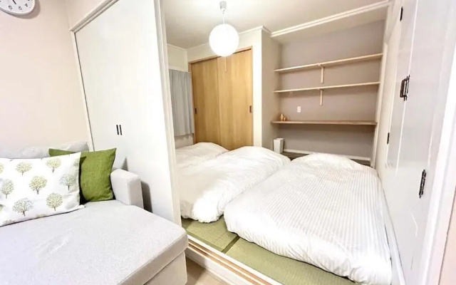 Warashibe House – Guest Rooms – Furano