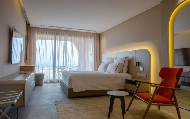 The Red GiGi Residence