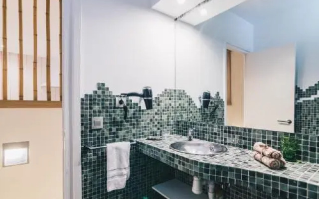 Urruti Apartment by People Rentals