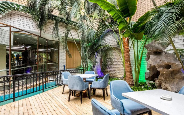 New Tianhe Hotel