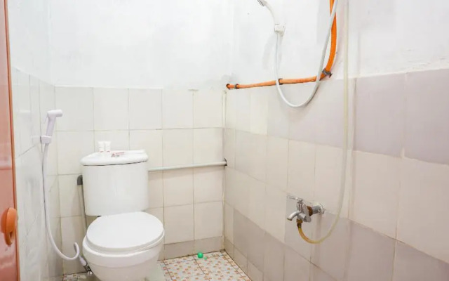 OYO 2369 Cempaka Homestay