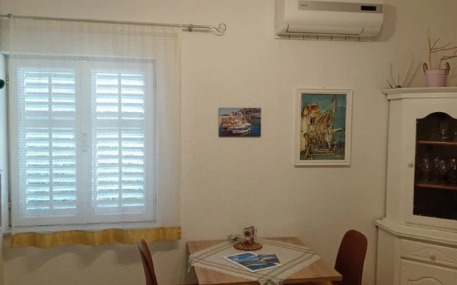 Zdravko - 5 m From Beach - A1