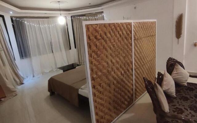 J-House, spacious apartments with balconies, Thalassa 1min away