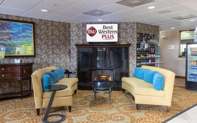 Best Western Plus Richmond Hill Inn