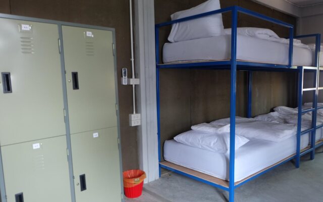 Nokhook House Trang - Hostel