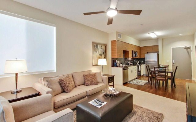 Global Luxury Suites in Sunnyvale