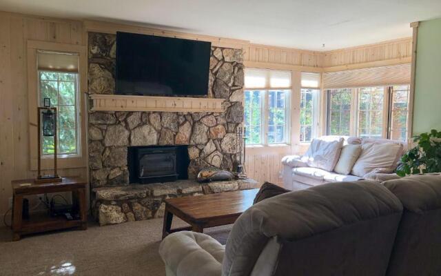 Mountainback #57, Den