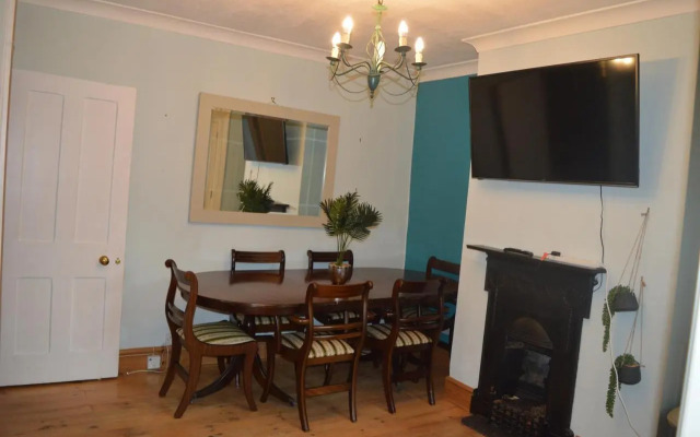 The Crandale House Vacation Home