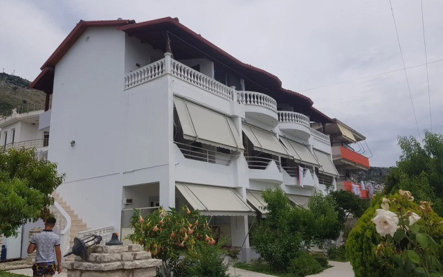 Kevi Apartments