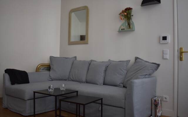 1 Bedroom in Bonne Nouvelle