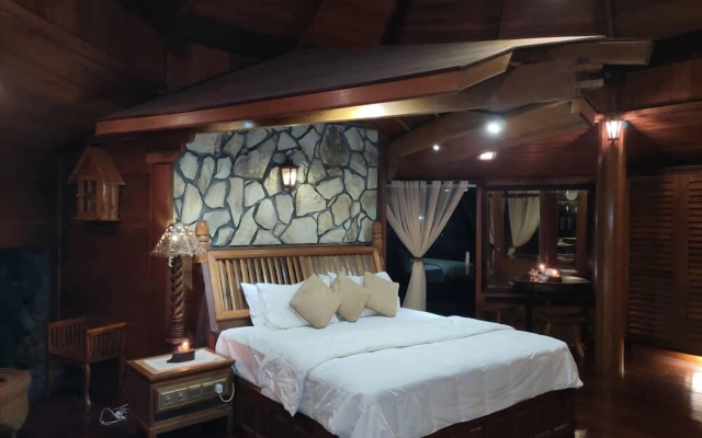 Emperor Resort By Bugis