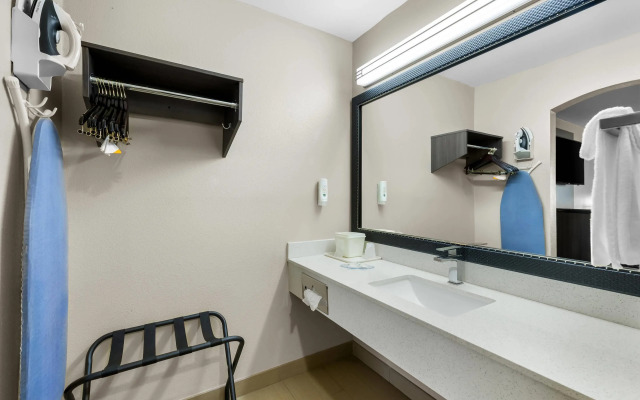 Quality Inn Marshall