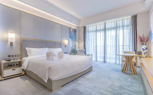 Qianhuazhou Hotel