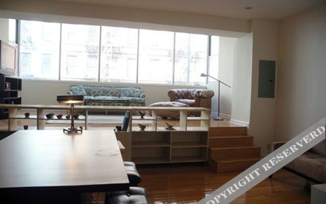 Midtown East 2BR Apartment DR#28