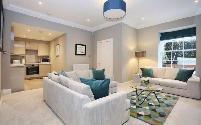 JOIVY Private Entrance Apartment In New Town