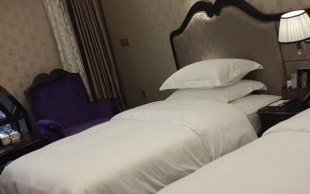 Qinglv International Hotel