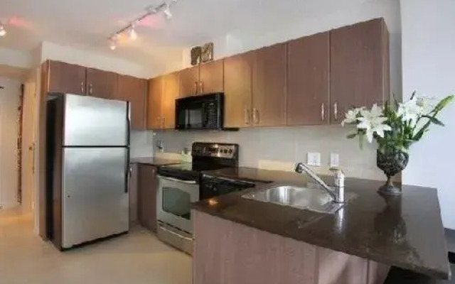 Mode Suites Rentals - Pacific Centre Suites