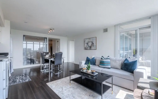 Luxury Waterfront City Place Condo