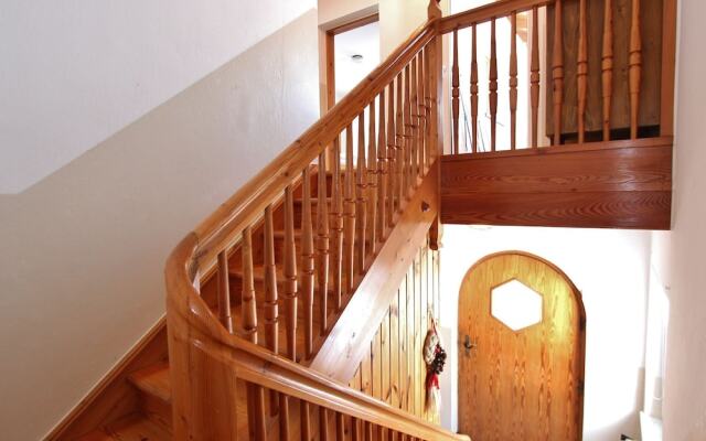 Cozy Holiday Home in Maishofen Near Ski Area