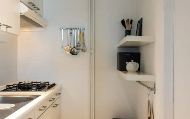 Beautiful Seaview Apartment With Private Garage