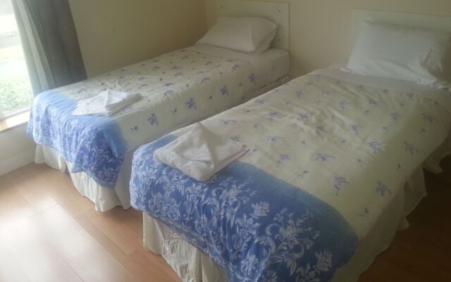 Courtbrack Accommodation - Hostel