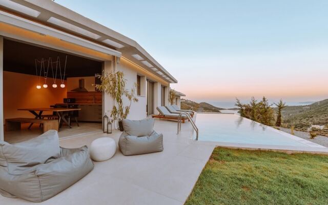 Theros Villa Complex With Private Pools