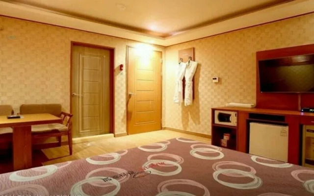 Seaside Hotel