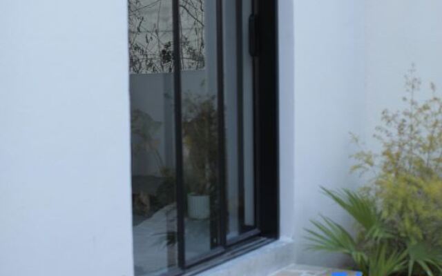 SEEYOO Ceramic Art House