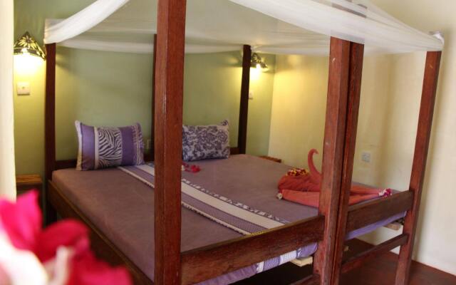 Zanzest Beach Bungalows