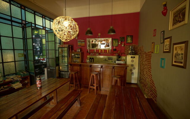 Viajero Colonia Hostel