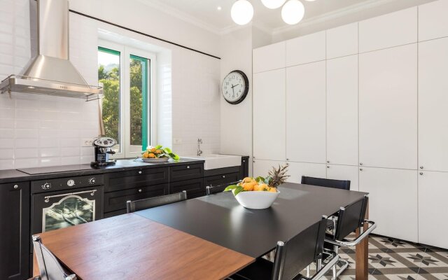 Stunning Apartment in Lovran With Wifi and 3 Bedrooms