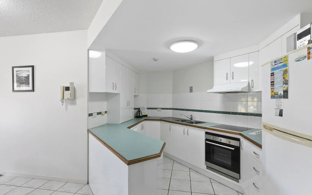 White Crest Apartments