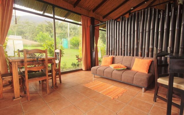 Arenal Waterfall Lodge Villas