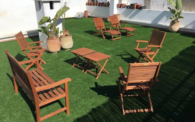 Luxurious Apartment with Private Garden