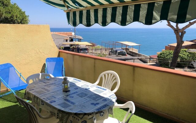 Studio in Costa Saracena - Castelluccio, With Wonderful sea View, Shared Pool, Furnished Terrace - 30 m From the Beach