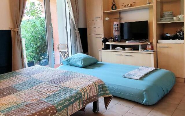 Douillet et calme, Jasmins Studio en Côte d'Azur