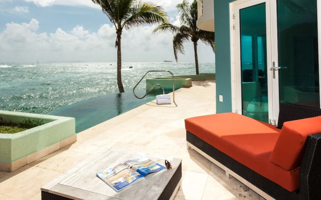 Oyster Bay Beach Resort