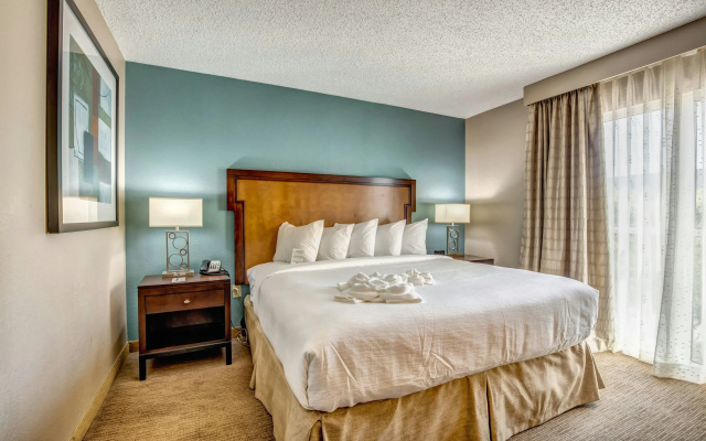 Embassy Suites by Hilton Memphis East Germantown Area