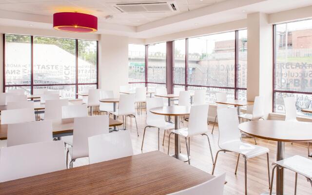 Travelodge London Wembley Hotel