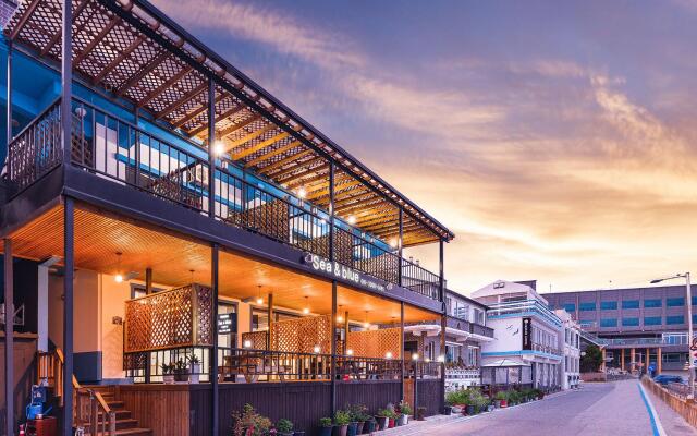 Goseong Sea and Blue Pension