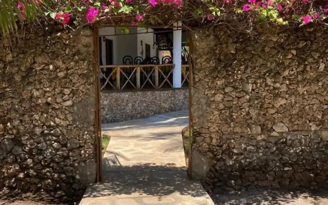 Tembo Village Resort