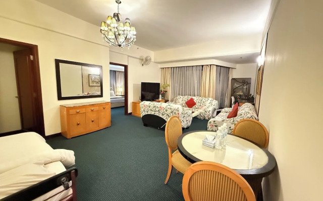 Family Apartment At Times Square